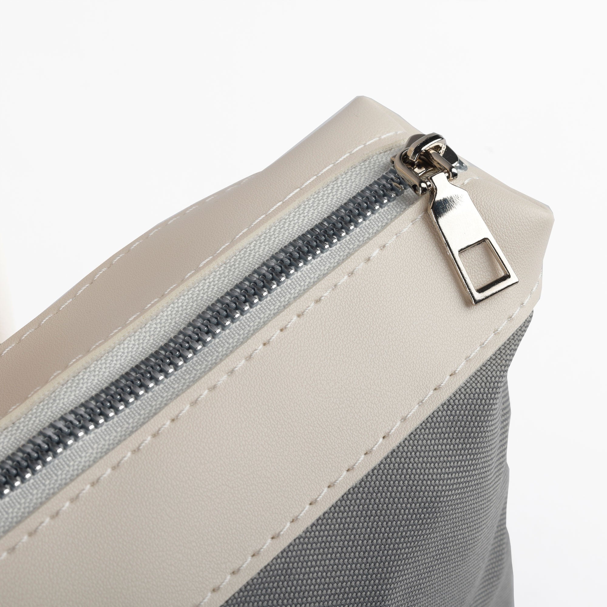 Duotone Vegan Leather Summer Handbag with Clutcher