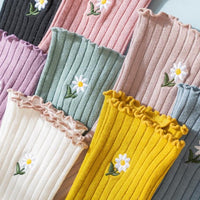 Daisy Embroidered Knit Ruffled Socks