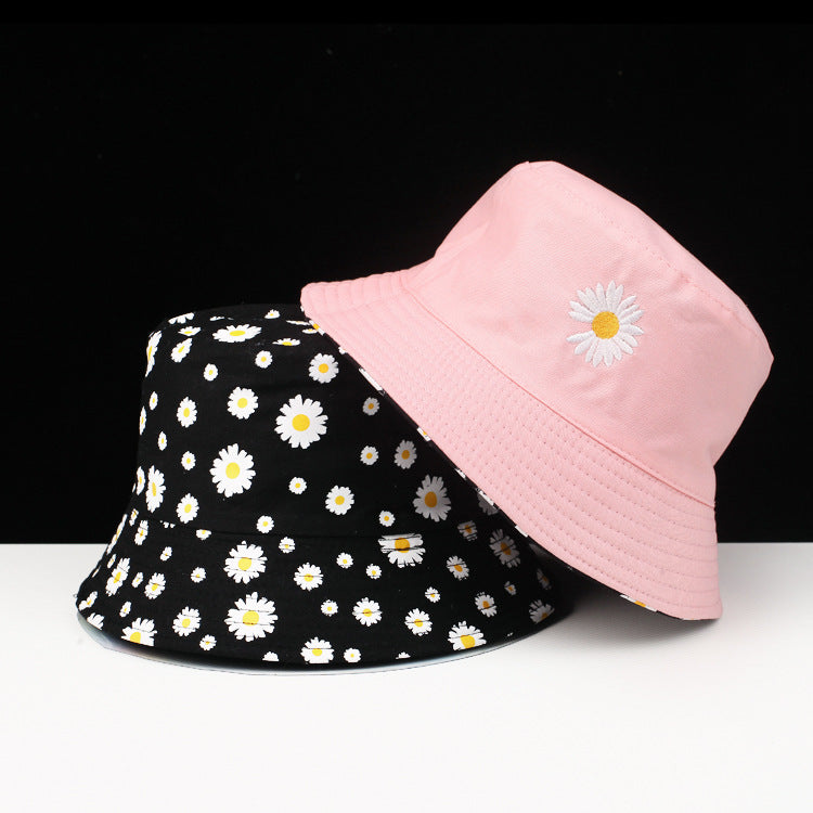 Reversible Daisy Pastel Bucket Hat(Embroided)