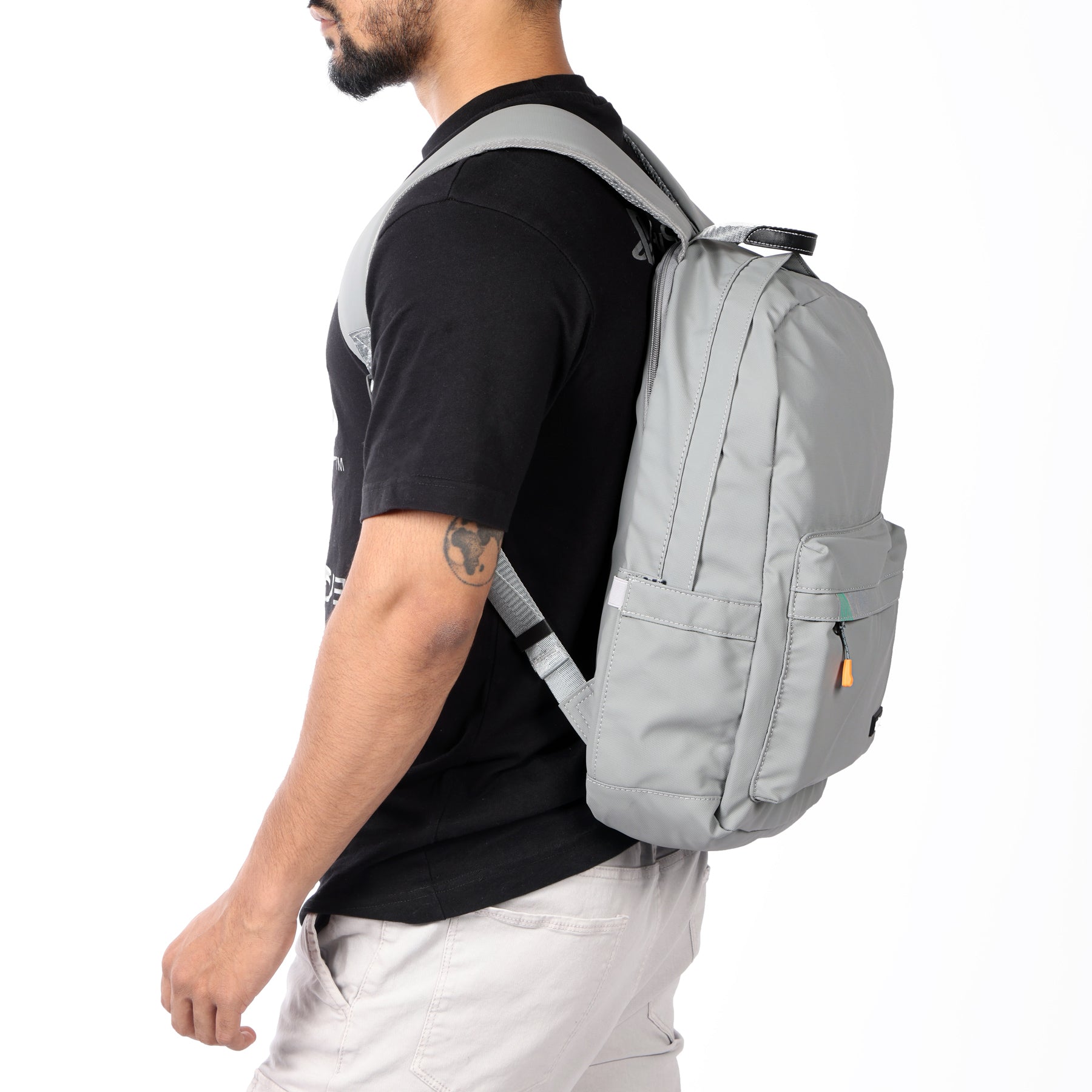 https://hkbasics.com/cdn/shop/products/backpackwear.jpg?v=1668676153&width=1800